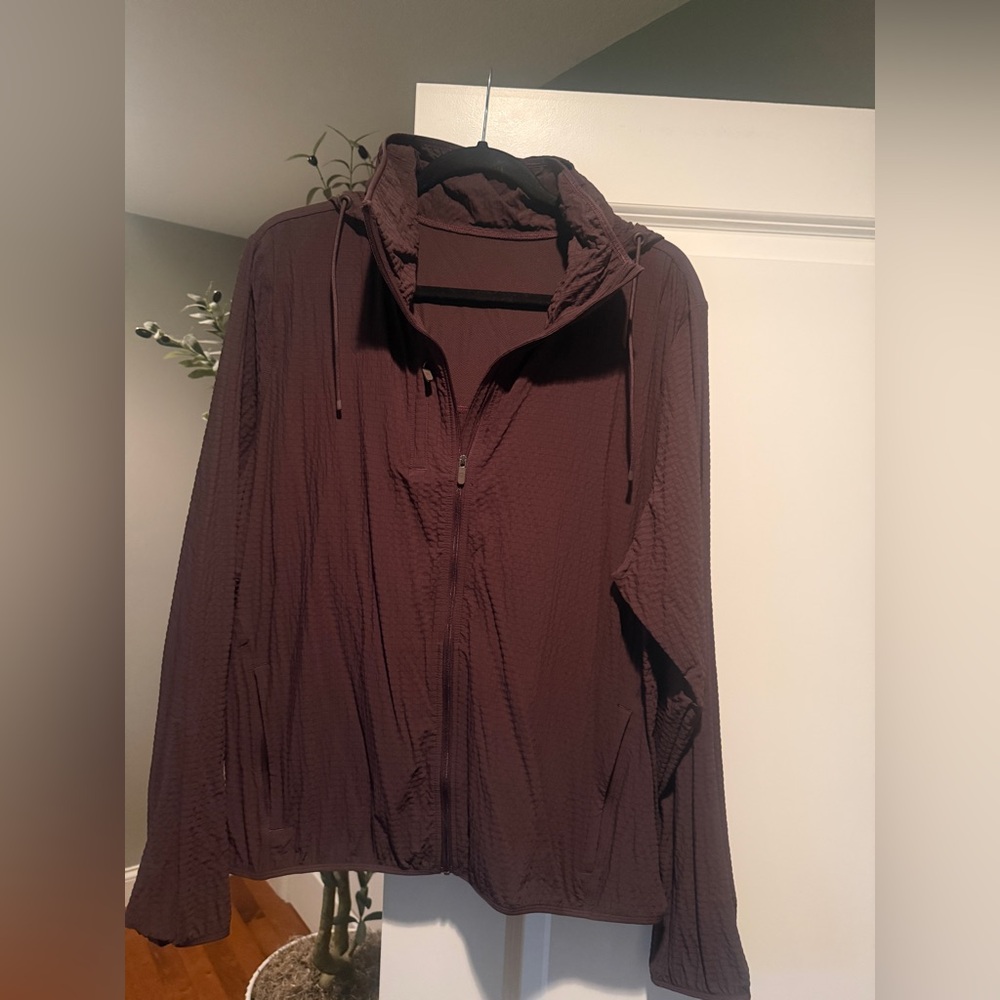 Lululemon Lightweight Hiking Jacket - Picture 2 of 3
